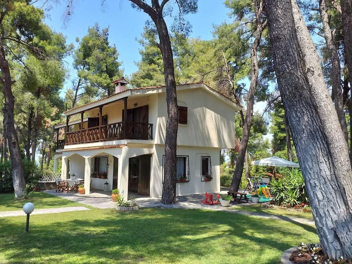 Sani Villa Of Traditional Architecture